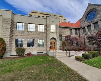Downtown Studio Apt in Historic 1908 Church - 201 - Yakima - Building