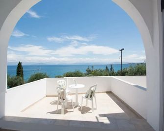Corfu Aquamarine - Roumanades - Balcón