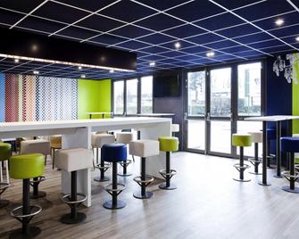 ibis budget Grigny Centre - Grigny - Salle à manger