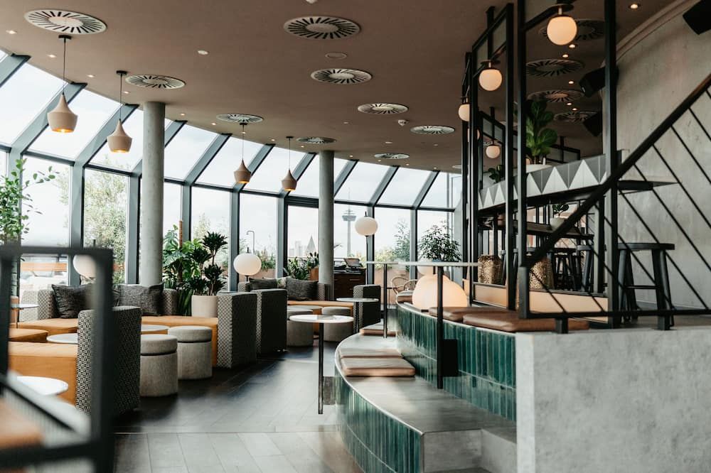 Wasserturm Hotel Cologne, Curio Collection by Hilton - Kolín nad Rýnem - Salónek