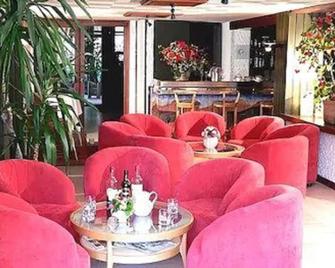 Hotel Clair Matin - Le Chambon-sur-Lignon - Lounge