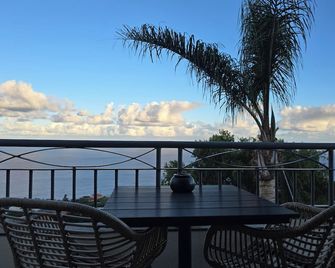 Casa do Mundo Madeira - Gaula - Balcón