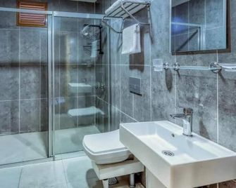 Hitit Marina Hotel & Bungalows - 阿拉尼亞