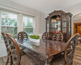The Allentown Whitehouse - Allentown - Dining room