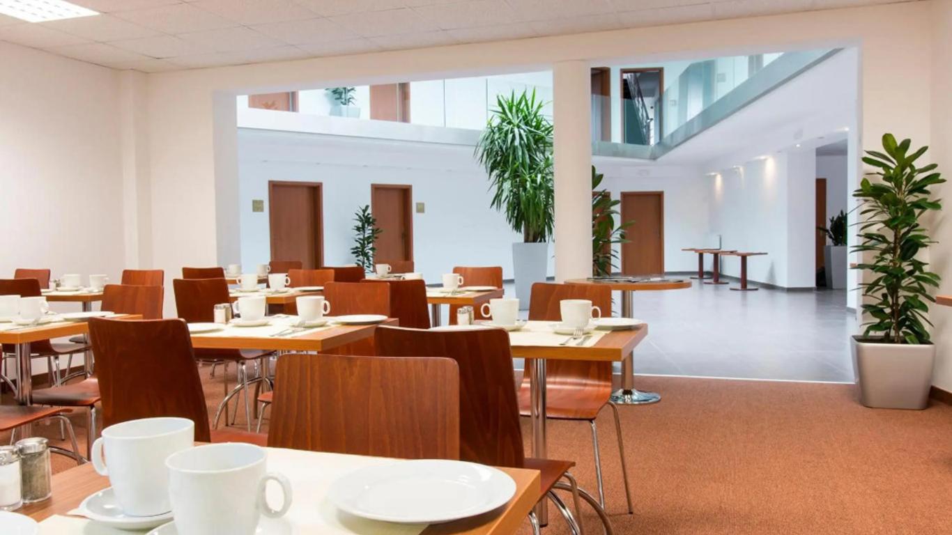 Sporthotel Hostivice