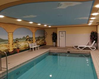 Quiet and cozy apartment with a lot of atmosphere - Kochel am See - Pool