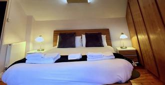 Ty Rosa Rooms - Cardiff - Soverom