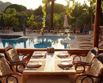 Suzanne Hotel & Restaurant - Fethiye