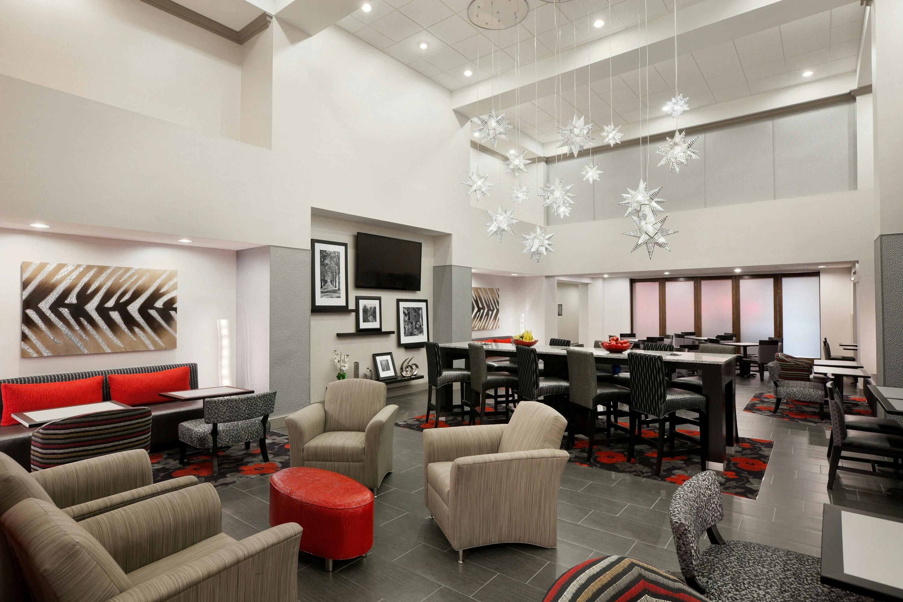 Hampton Inn & Suites Roanoke Airport - רואנוק - טרקלין