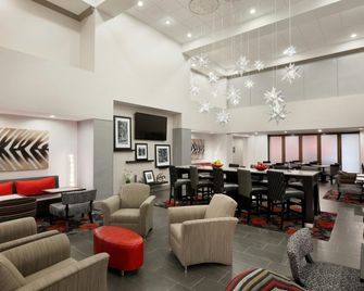 ハンプトン イン & スイーツ ロアノーク エアポート - ロアノーク - ラウンジ