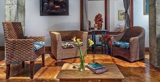 La Casa de Manuel Casa-Boutique - Loja - Living room
