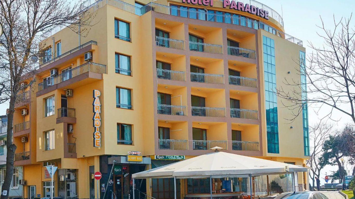 Paradise Hotel & Relax Center