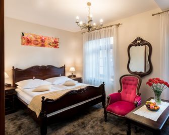 Gotyk Hotel - טורון