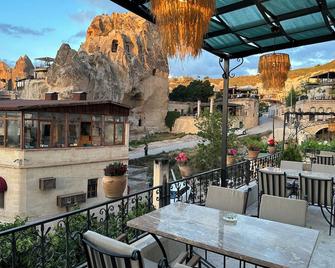 Goreme House Hotel - גורמה - מרפסת