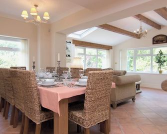 Copper Beech Cottage - Aberaeron - Essbereich