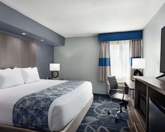 Baymont by Wyndham Shawnee - Shawnee - Camera da letto