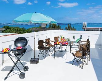 R0C1C00House / Nanjo Okinawa - Nanjo - Varanda