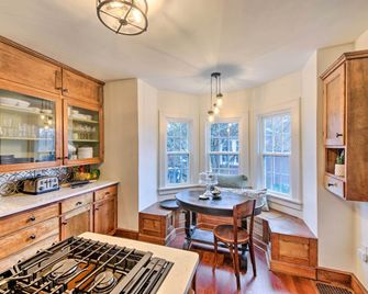 Renovated Bloomington Home - Steps to Campus! - Bloomington