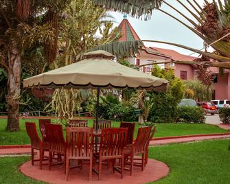 The Charity Hotel International - Arusha - Patio