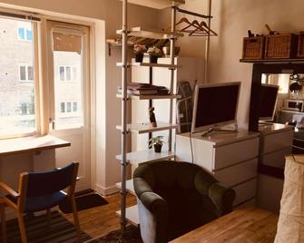 Nice Room In Apartment In Amager - Newly Renovated - Copenhagen - Living room