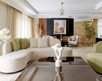 Vesta - Luxury Standalone Villa -5br - Cfc (I) - New Cairo - Lounge