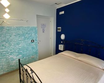Golden Rooms - Trani - Κρεβατοκάμαρα