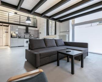 Alessia's Flat - Portello - Mailand - Wohnzimmer