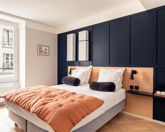 ميزون ترافيرسيير - باريس - غرفة نوم