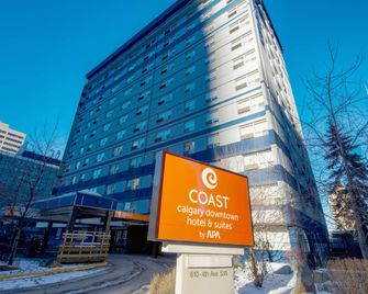 Coast Calgary Downtown Hotel & Suites By Apa - Calgary - Building