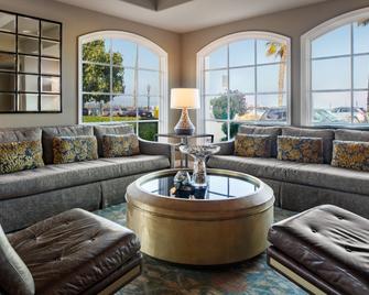 The Milo - סנטה ברברה - סלון