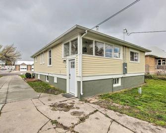 Convenient Preston Retreat with Private Yard! - Preston - Edificio