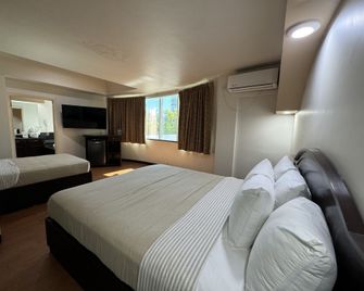 Hotel Real Inn - Tijuana - Phòng ngủ