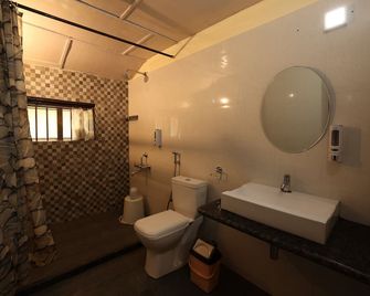 Avadale Coorg - Stag Groups Not Allowed - Madikeri - Baño