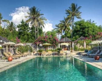 Les Villas Ottalia Yoga & Diving, Gili Meno - Pemenang - Pool