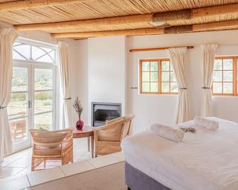 Karoo 1 Hotel Village - Touws River - Bedroom