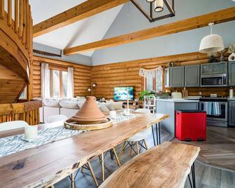 Cozy Cabin Inn - Owen Sound - Dining room