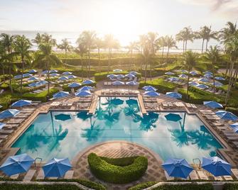 Marriott's Ocean Pointe, A Marriott Vacation Club Resort - Palm Beach Shores - Басейн