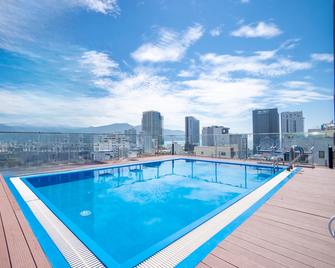 Sunset Sea Hotel - Da Nang - Piscina