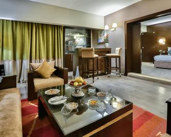 Atlas Terminus And Spa - Oujda - Wohnzimmer