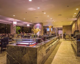 I Hotel Batam - באטאם קוטה - מסעדה