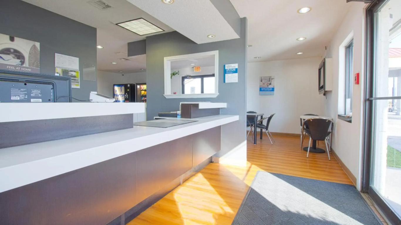 Studio Inn Extended Stay Oklahoma City Airport By OYO