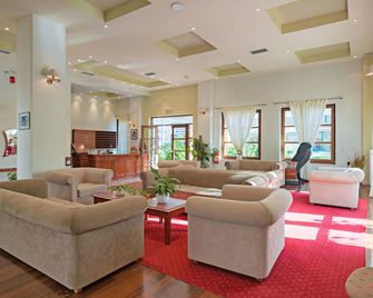 ليفكونيكو باي - رثيمنو - ردهة