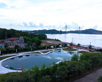 Nipah Island Resort - באטאם קוטה - בריכה