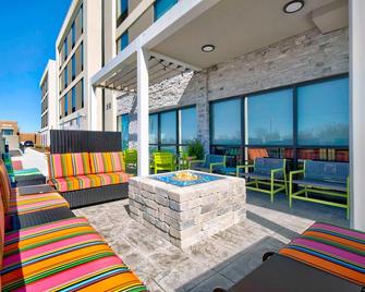 Home2 Suites by Hilton Whitestown Indianapolis NW - Whitestown - Balkon