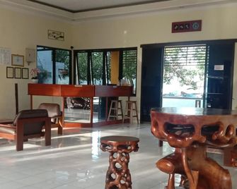 Yokima Beach Hotel - Pangandaran - Lobby
