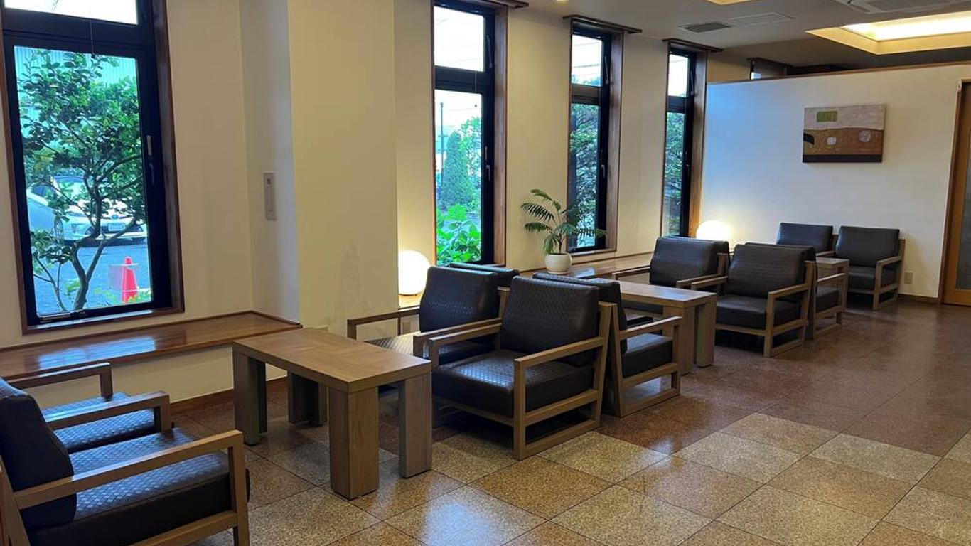 Hotel Route-Inn Tsuruoka Inter