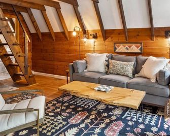 Camp Conway Hot Tub Ac New Kitchen Deck - Conway - Stue