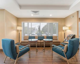 TownePlace Suites by Marriott Greensboro Coliseum Area - Greensboro - Lounge