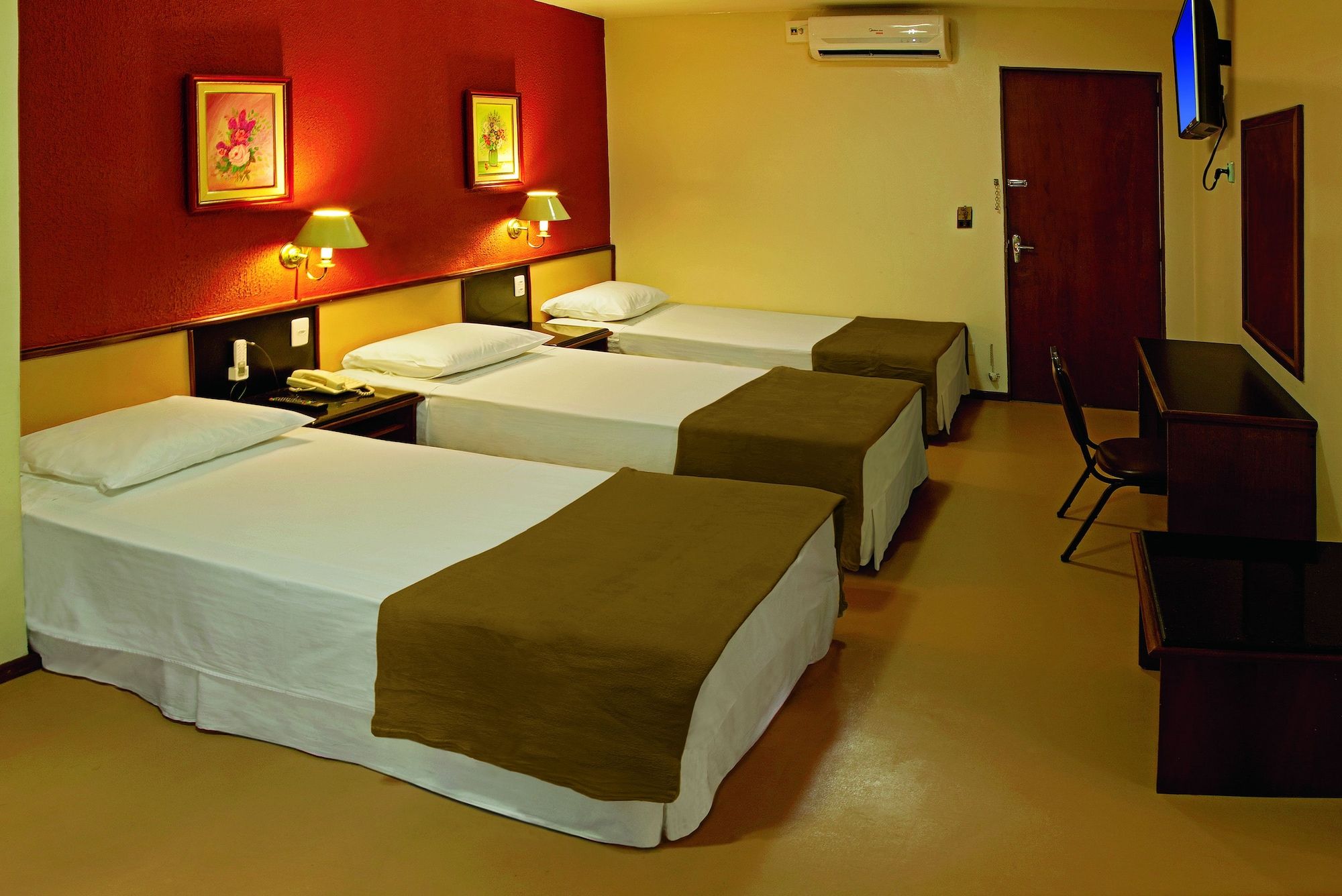 Lira Hotel - Curitiba - Bedroom