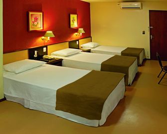 Lira Hotel - Curitiba - Bedroom